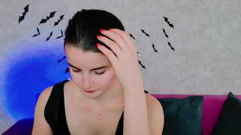 arielstonks_lovee online show from October 28, 4:29 am