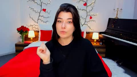 Ari online show from October 26, 9:27 am