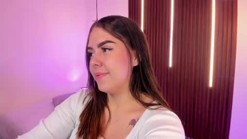  Arianna  online show from June 5, 12:33 pm