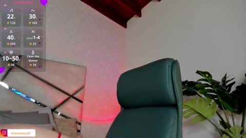 Aria online show from September 26, 11:41 am