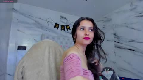 arisha_lee2 online show from May 26, 12:59 pm