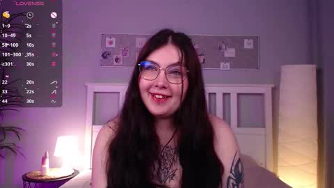 Astrid online show from September 20, 1:27 am