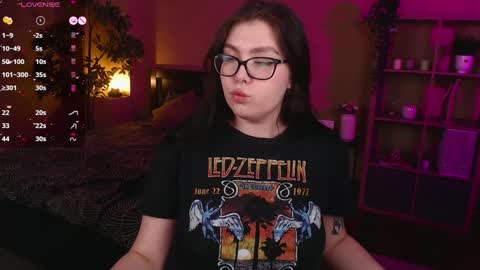 Astrid online show from February 8, 12:28 pm