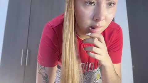 arkana_sweet online show from July 14, 2:05 am