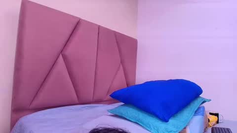 Arleth  online show from February 15, 3:09 am