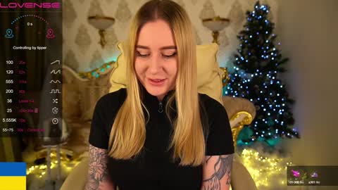 Snapshot of arolinanight chatting on January 3, 8:54 pm AROLINA online show from January 3, 8:54 pm