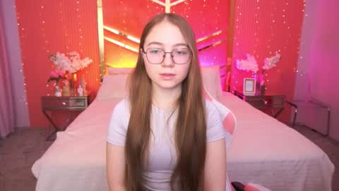 arrinawair online show from February 25, 9:08 am