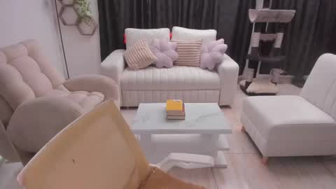 Snapshot of artemis_020 chatting on October 1, 9:53 pm FENIX online show from October 1, 9:53 pm