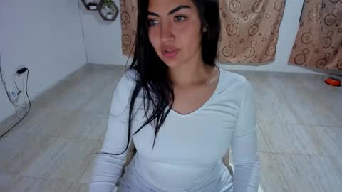 Snapshot of artemis_020 chatting on March 9, 3:11 am FENIX online show from March 9, 3:11 am