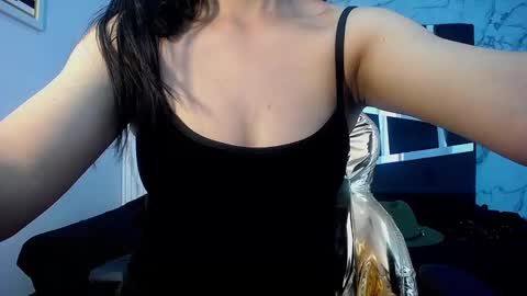 Snapshot of artemisa_ch1 chatting on December 24, 2:12 pm ARTEMISA online show from December 24, 2:12 pm