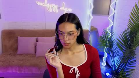 Snapshot of artemiss_tay chatting on September 19, 7:13 pm artemiss_tay online show from September 19, 7:13 pm
