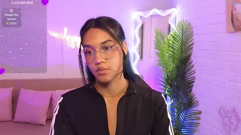 Snapshot of artemiss_tay chatting on October 13, 7:16 pm artemiss_tay online show from October 13, 7:16 pm