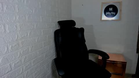 Snapshot of artenisa_tay69 chatting on September 23, 3:15 am artenisa_tay69 online show from September 23, 3:15 am