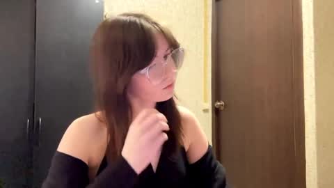Mary online show from May 16, 3:11 pm