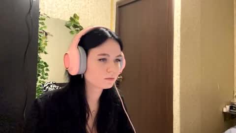 Mary online show from May 30, 6:59 pm