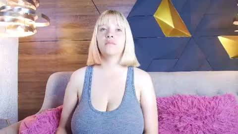 sofia online show from June 17, 11:00 am