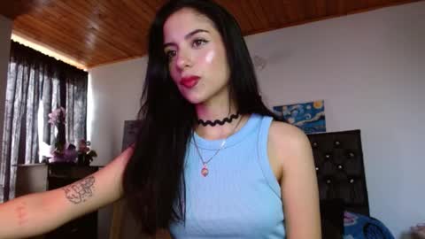 Snapshot of ary_pieerce chatting on February 26, 9:50 pm Independent Model online show from February 26, 9:50 pm