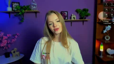 A Tiny Angel online show from May 25, 1:54 pm