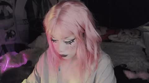 Sasha next stream December 4st  at  0000- 0030 am German time online show from September 9, 11:48 pm