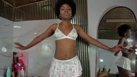 asha_zuri69 online show from July 8, 2:30 pm