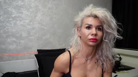 Snapshot of ashadevon_fit chatting on January 9, 9:58 pm Asha online show from January 9, 9:58 pm