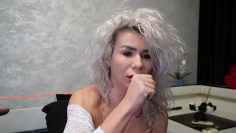 Snapshot of ashadevon_fit chatting on January 22, 2:04 am Asha online show from January 22, 2:04 am