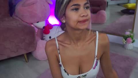 Asha online show from October 25, 11:40 am