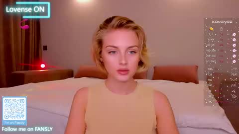 your pretty Ashley online show from February 9, 5:33 pm