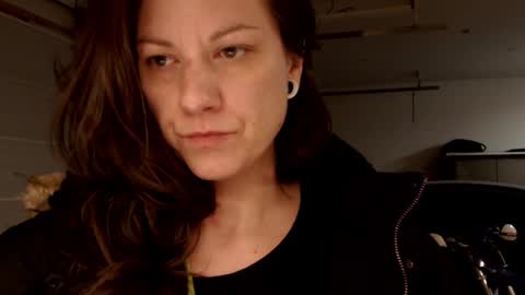 Snapshot of ashelynngrey1986 chatting on February 13, 3:39 am Ashelynn Grey online show from February 13, 3:39 am
