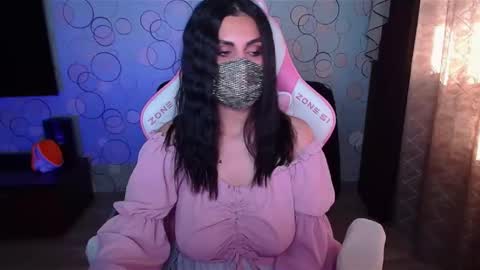 Snapshot of ashley__cooper__ chatting on October 2, 5:34 am Yasmina online show from October 2, 5:34 am