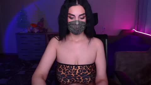 Snapshot of ashley__cooper__ chatting on January 15, 3:22 am Yasmina online show from January 15, 3:22 am