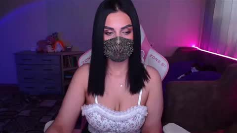 Snapshot of ashley__cooper__ chatting on March 3, 3:49 am Yasmina online show from March 3, 3:49 am