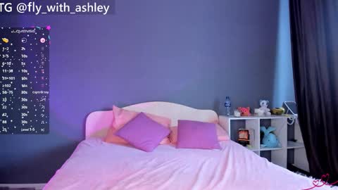 ashley_fly online show from September 15, 6:43 am