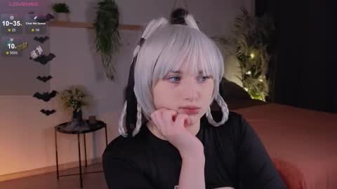   online show from October 26, 7:59 am