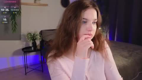   online show from October 8, 9:35 am