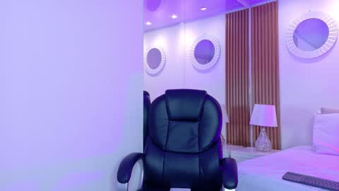 Ashley  online show from October 22, 6:07 am