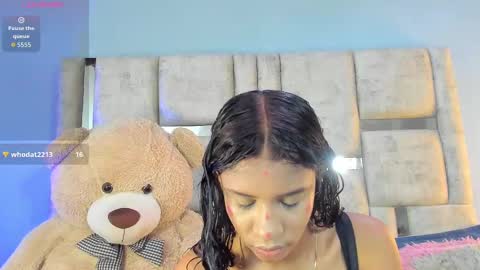 Snapshot of ashleyhiil2 chatting on September 26, 3:59 am AshleyHill online show from September 26, 3:59 am