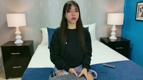 AshleyRoberh online show from June 3, 7:08 pm