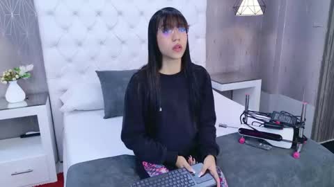 AshleyRoberh online show from May 11, 7:44 pm