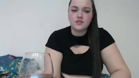 Snapshot of ashleyrosee_ chatting on January 11, 11:35 pm Anite online show from January 11, 11:35 pm