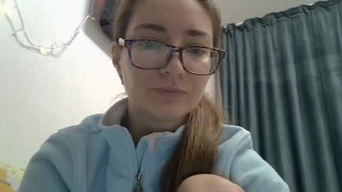 Snapshot of ashleyspice chatting on December 25, 6:20 am Ashley online show from December 25, 6:20 am