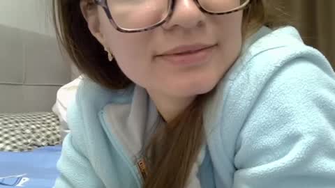 Snapshot of ashleyspice chatting on December 23, 8:00 am Ashley online show from December 23, 8:00 am