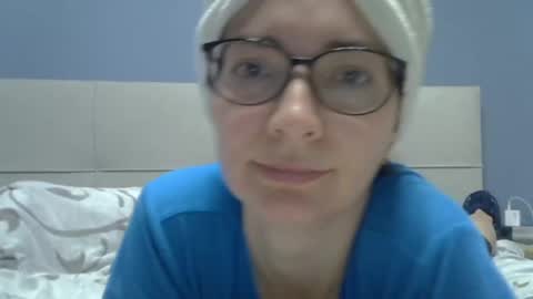Ashley online show from May 25, 6:34 am