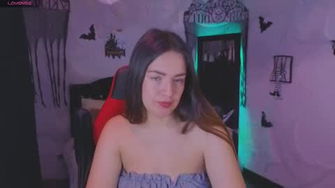 ASHLEY online show from October 28, 1:50 pm