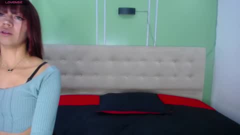 AshleyThompsonn online show from February 26, 12:05 pm