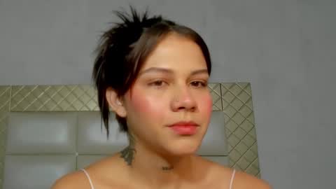    online show from December 4, 9:37 pm