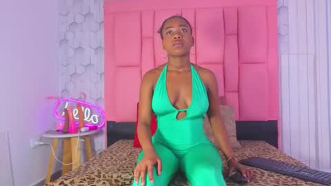 ashlleyray online show from March 24, 7:19 pm