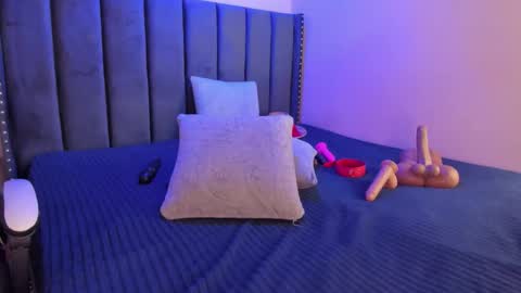 ashlye_miller_ online show from February 15, 5:10 am