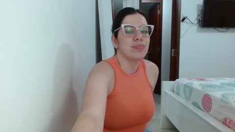 AshlyMoon online show from March 3, 11:44 pm