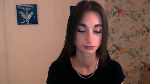 Snapshot of asia_n_ chatting on October 9, 6:50 am asia_n_ online show from October 9, 6:50 am